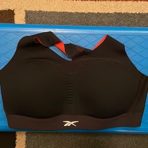 NWOT Reebok Sports Bra